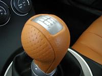 UK bersion has special interior feature-gearknob.jpg