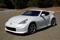 I keep trying to find a reason to buy a 370Z, but my 350Z is still nicer.-370.jpg