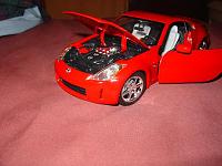 1/18 scale 350z at Wal-Mart-dsc01116.1.jpg