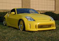 YELLOW 350z in commercial-z10.jpg