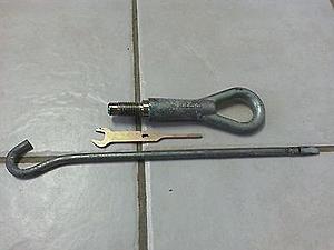 Tow hook for 2006 350z-s-l400.jpg