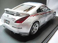 New Nismo carbon Fiber version Autoart 1:18 Z-aanissannismofairladysztune-02s.jpg