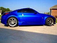 Pics of my whole car, from far away it looks good &amp; me and my dogs!-cat-350z-034.jpg