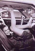 Hot Damn, Alicia's Here!!!!-alicia-silverstone-in-car.jpg