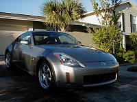 First Pics of my Silverstone Track-z-driveway.jpg
