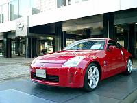 Z at Nissan HQ in Ginza, Japan-hq_os-red.jpg