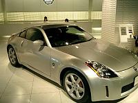 Z at Nissan HQ in Ginza, Japan-hq_is-z-front-angle.jpg