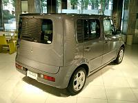 Z at Nissan HQ in Ginza, Japan-hq_is-other-cars_cube-rear.jpg