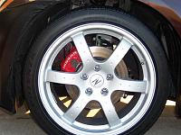 How many people think painted calipers are ricey?-350z051304.jpg