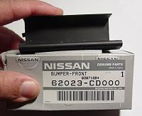 missing piece on front grill???-frntclip_box.jpg