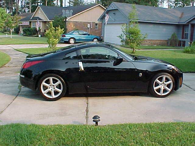 Super/ Magnetic Black -  - Nissan 350Z and 370Z Forum Discussion