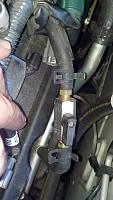 What is this vacuum valve for?-img_20140315_140807_270.jpg