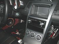 I'd like to see pics of mounted aftermarket HUs-darkdeckoff.jpg