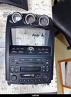 06+ Navigation center console-c0ac697964.jpg