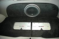 Plexiglass Rear Amp Deck-amp_in_spare_wheel.jpg