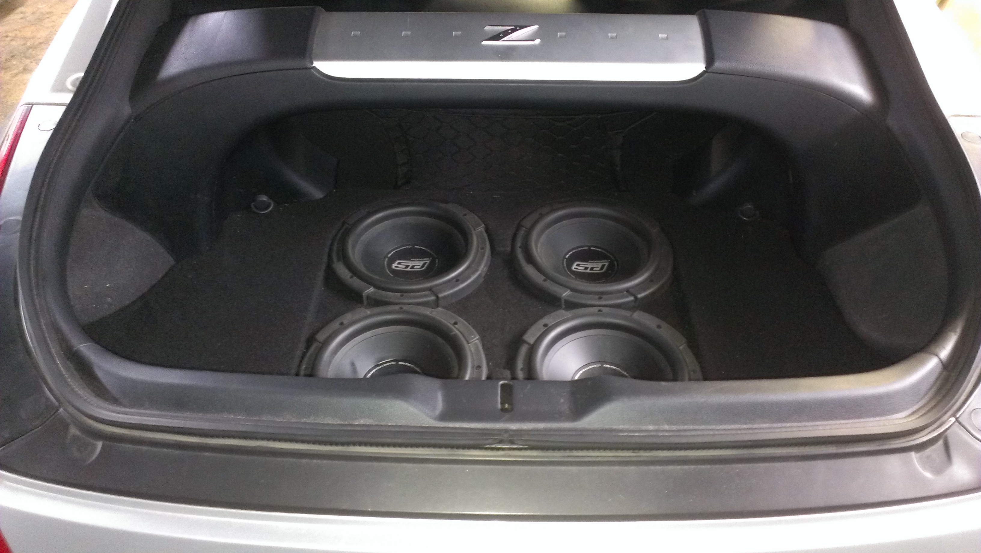 subwoofer placement - MY350Z.COM - Nissan 350Z and 370Z Forum Discussion.