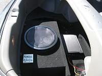 Kicker Amp &amp; Kaption Sub - box customized for Z-img_0225.jpg