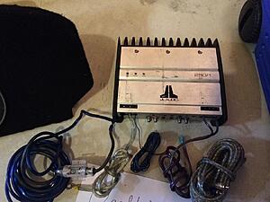 JL Audio 250/1 amp &amp; 10" Infinity sub in box-1fmfnpa.jpg