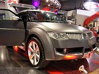 Motorshow 2004 Picture :)-mitsupajero.jpg