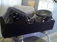 FS: Custom Fibreglass Dual 12" Sub Enclosure-box4.jpg