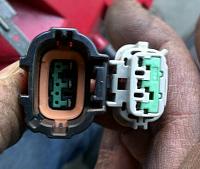 Fs:  2006 oem nissan led tail lights, security key fob-2011-10-23_13-08-29_892-1.jpg