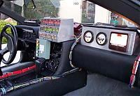 Rev up engine?-2006_05_26_delorean_interior-1-.jpg