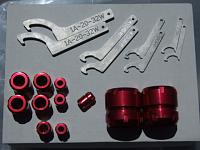 Coolant hose clamps (dress up recommendations?)-2010_0612strutbar0003.jpg