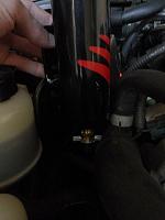 The problem with catch cans and the 350Z-catchcan2.jpg