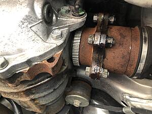 Diff Oil Leaking From Axle-56e9a480-d04e-4d9d-beed-663f1b9f5869.jpeg