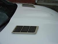 Stillen hood modding!-hoodvents.jpg