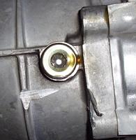 ? damage to transmission case-pic1.jpg