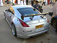 some pix....from oman car show-2f6342d857.jpg