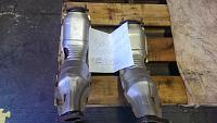 OEM Catalytic Converter less than 2k miles-cats-topside.jpg
