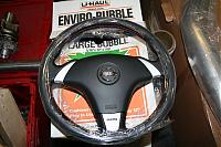 Can anyone give me info on this steering wheel?-img_5701.jpg