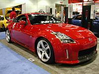 Does anyone have that picture of the Red Z with carbon lip exposed in the middle?-red-veilside.jpg