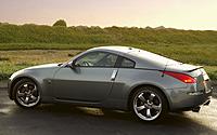 What does a stock 2008 spoiler look like?-nissan-350z_2006_02.jpg