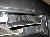 Where does the V2 air duct go on the bumper?-3.jpg
