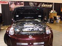 Anyone with front "Z" emblem pics?-engine-bay2.jpg