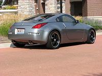who has a Z w/out spoiler....post pics of them-rear.jpg