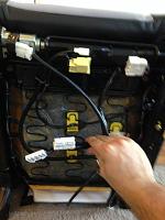 Cannot find where to reconnect two plugs under passenger seat-img_0404.jpg