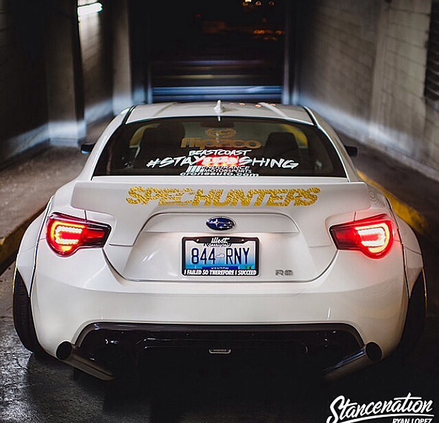 nissan 350z rocket bunny spoiler