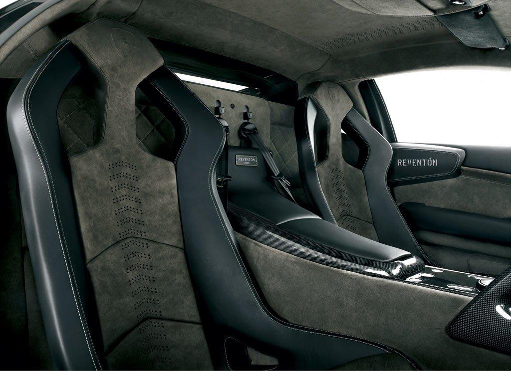 Name: Lamborghini-Reventon-interior-3-lg_zpsjy43nqgs.jpg
Views: 388
Size: 107.3 KB
