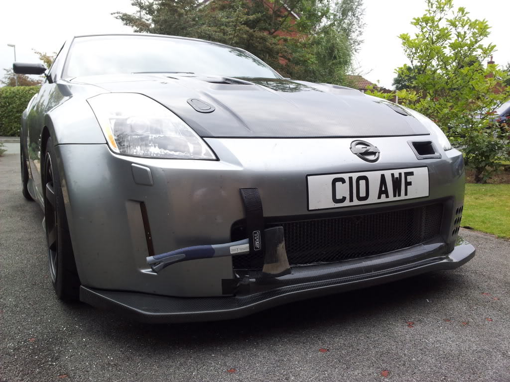 Fitted my TRS Racing tow strap! Pics! -  - Nissan 350Z and 370Z  Forum Discussion