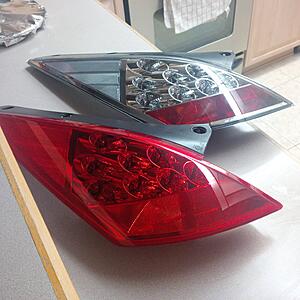 Installed JDM tail lights on 05 today-dntwfts.jpg