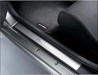 NISMO 350Z-GT (Nismo Kickplates)-doorsill.jpg