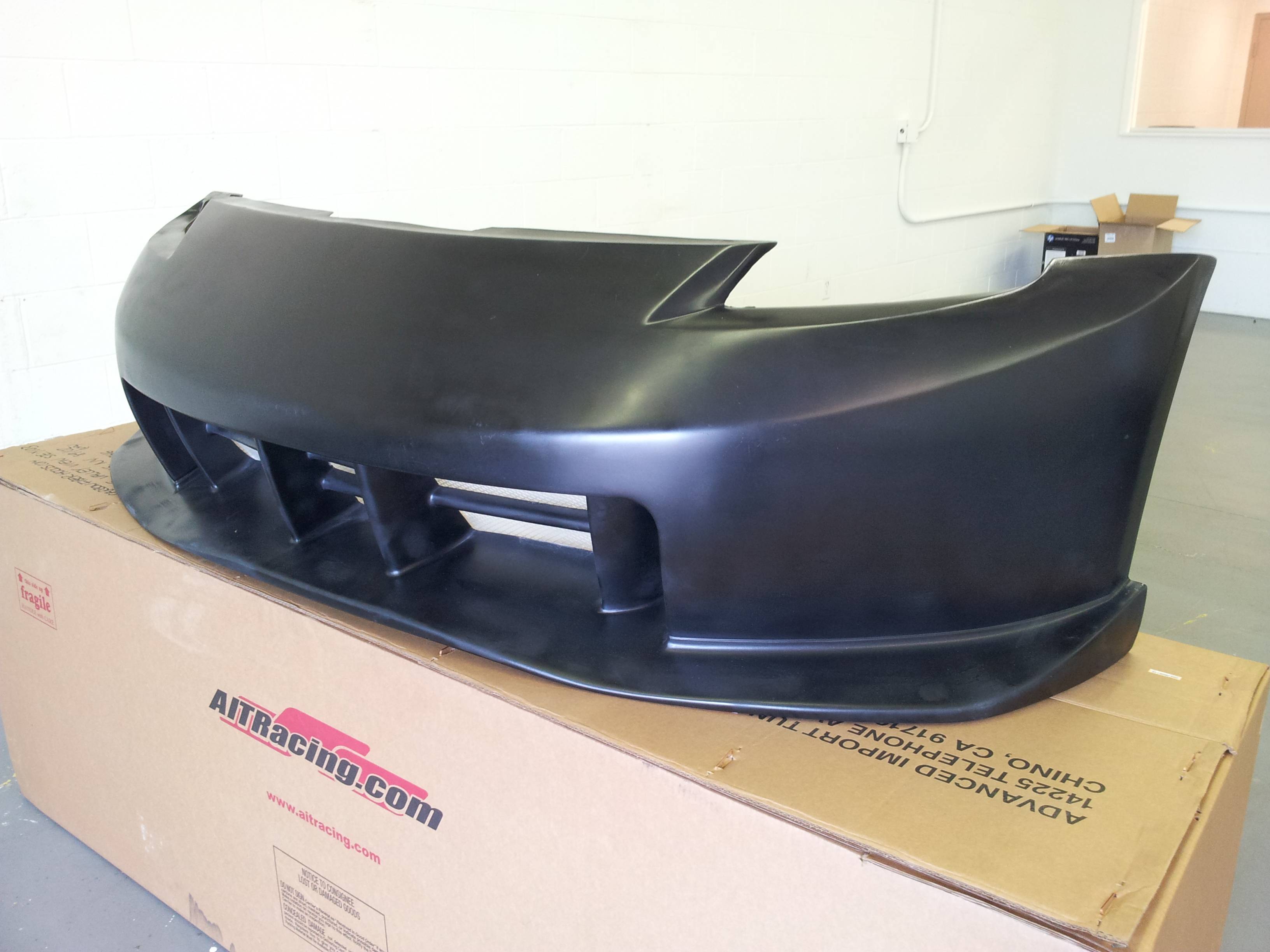 OEM 350Z Right Hand Front Bumper Moulding - Z1 Motorsports