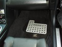 Pix of Momo Floor Mat Plates Installed!-momo-floor-mat-plates-1-small-.jpg