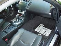 Pix of Momo Floor Mat Plates Installed!-momo-floor-mat-plates-3-small-.jpg