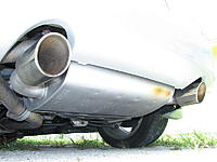 Yikes! Muffler discoloration can't be good.-img_3288.jpg