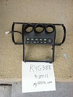 03-06 G35 Coupe Custom Gauge Pod Radio Console (NJ)-phototv.jpg